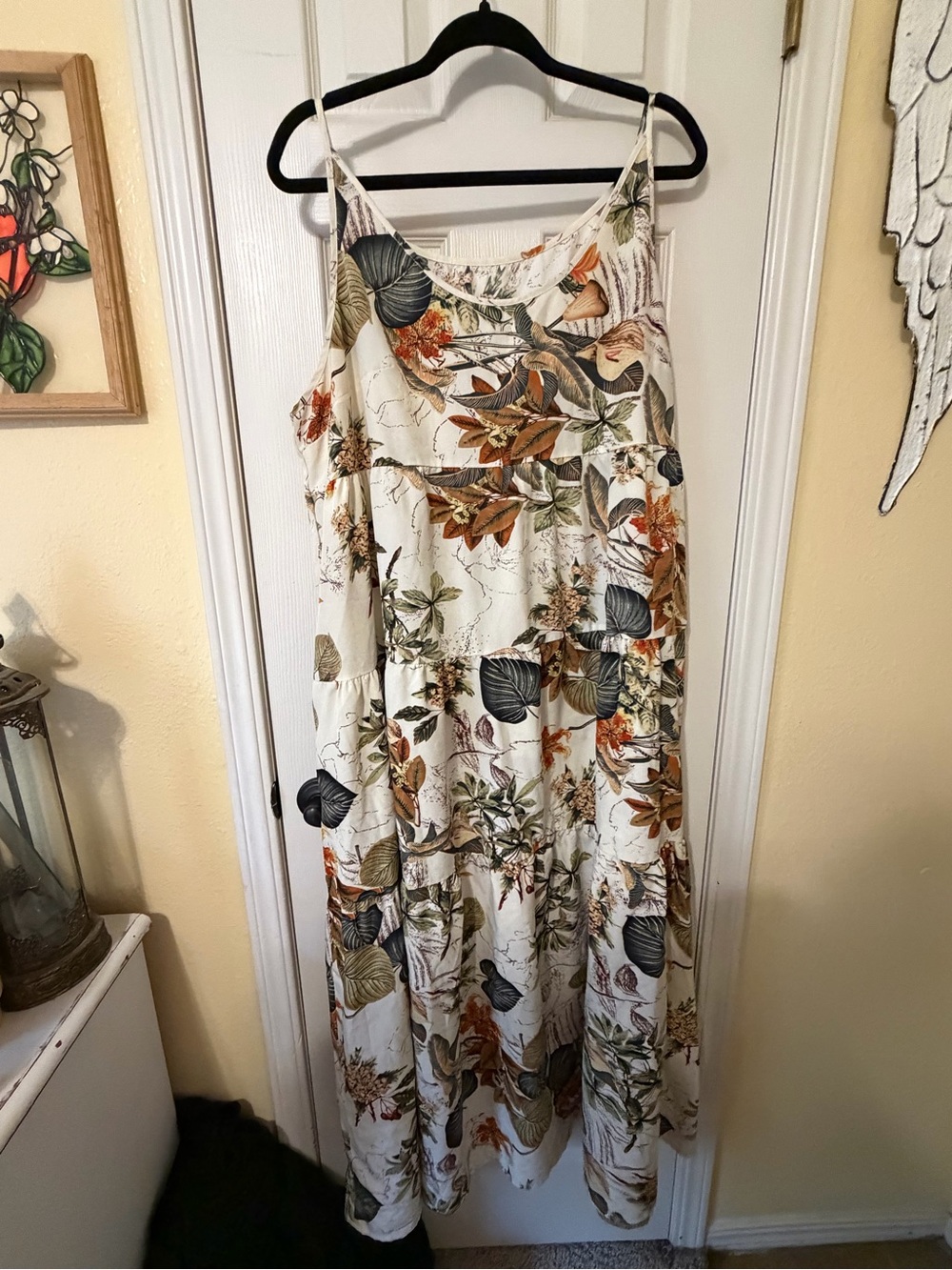 SHEIN Cream Maxi Dress with Autumn Leaf & Botanical Print